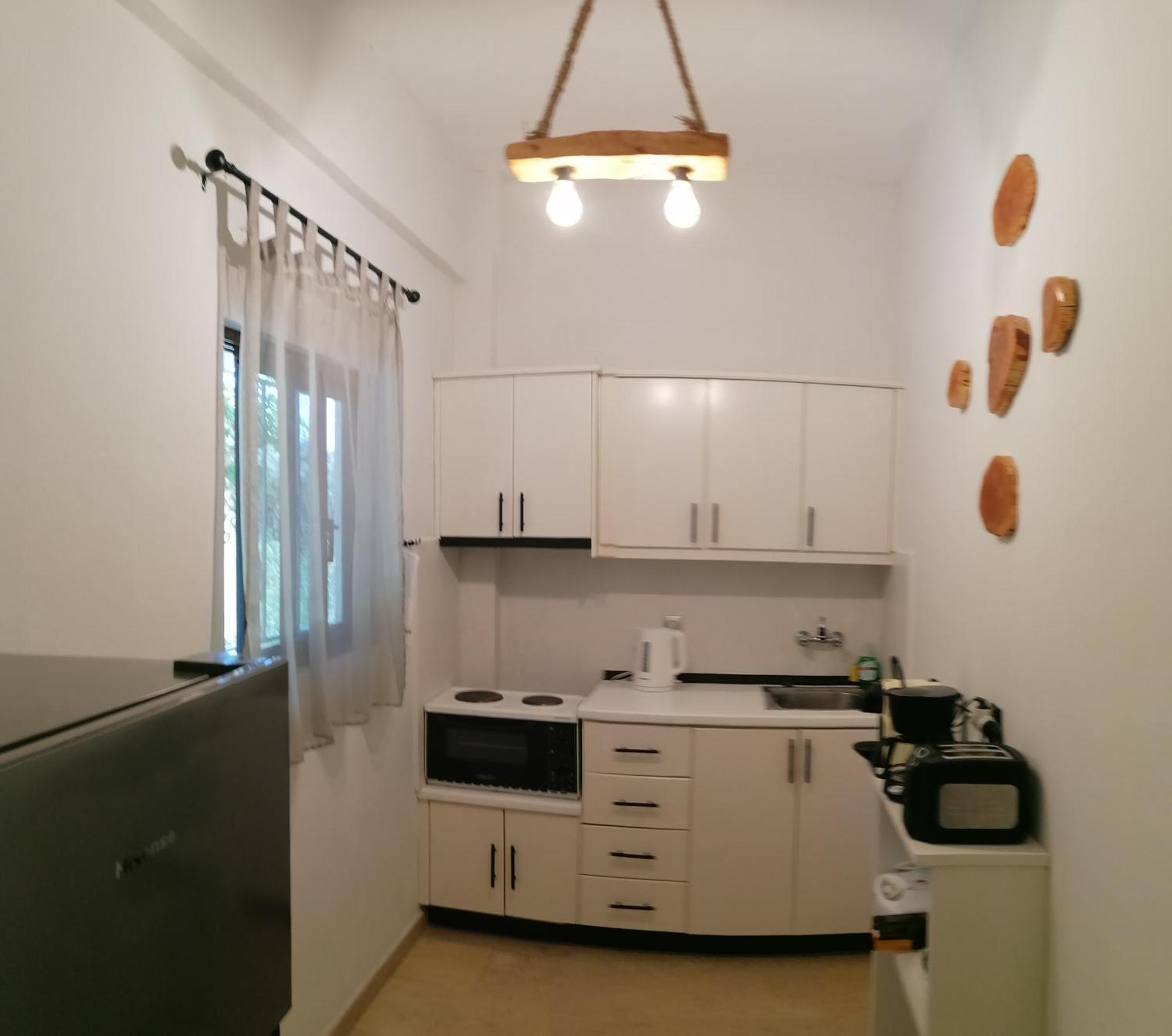 Makis Apartments อาร์ริลลาส ภายนอก รูปภาพ