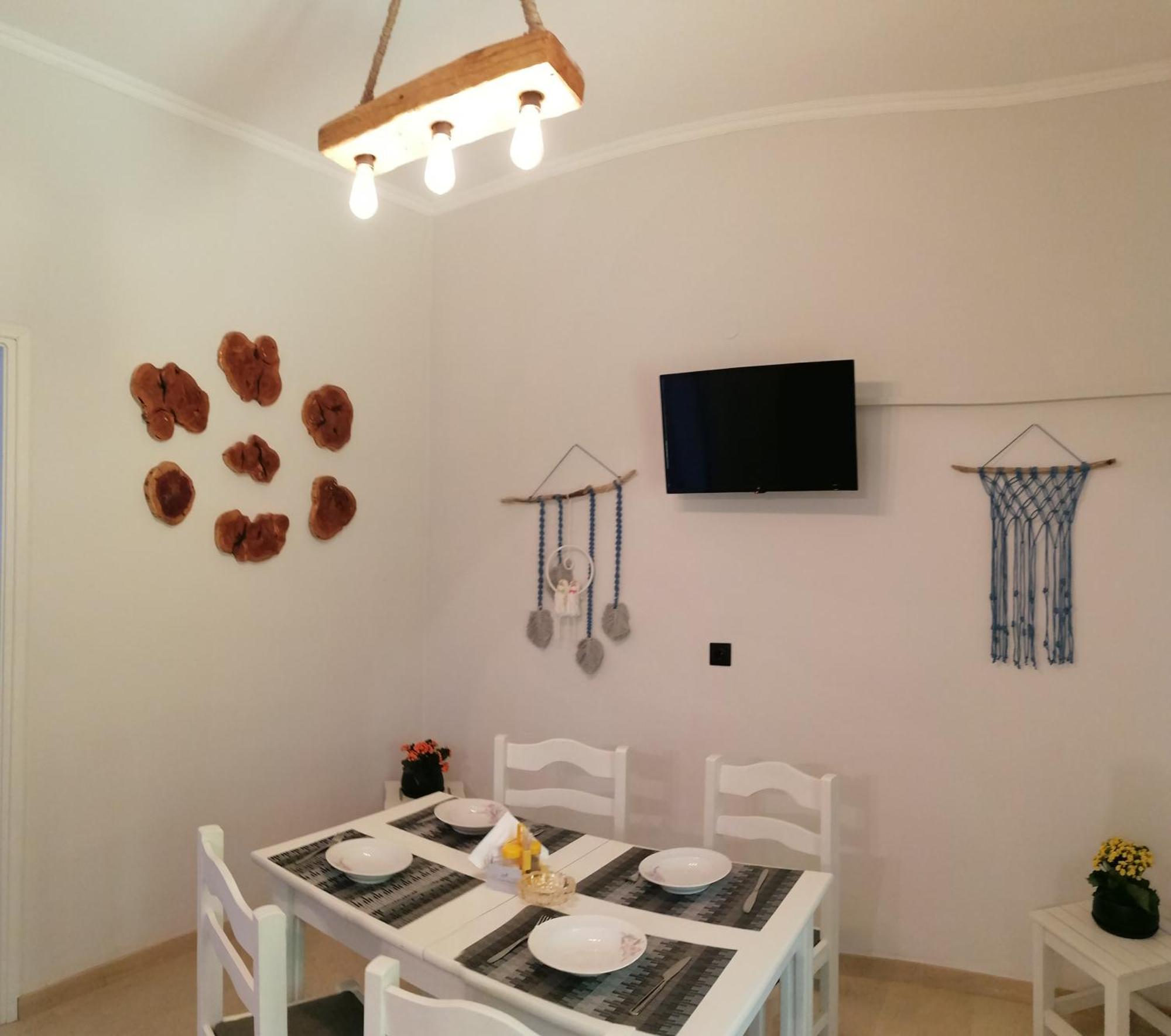 Makis Apartments อาร์ริลลาส ภายนอก รูปภาพ